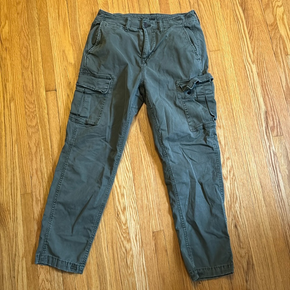 American Eagle Cargo Pants